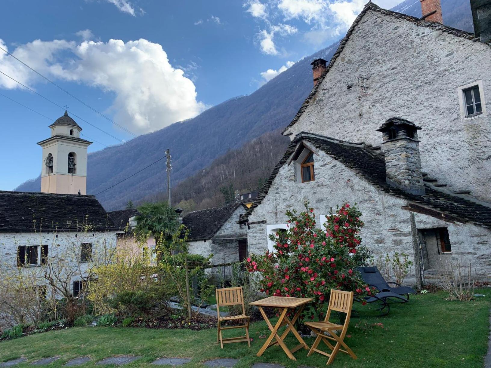 Pensione Ca' Serafina Lodano Exterior foto